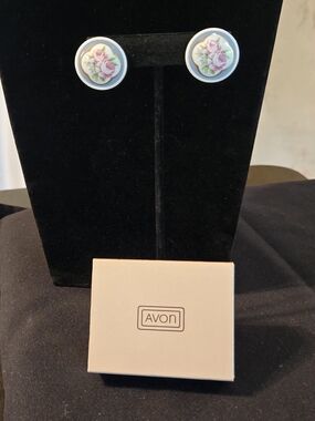 Avon Gold-Trim Porcelain Stud Earrings with Pink Rose Motif